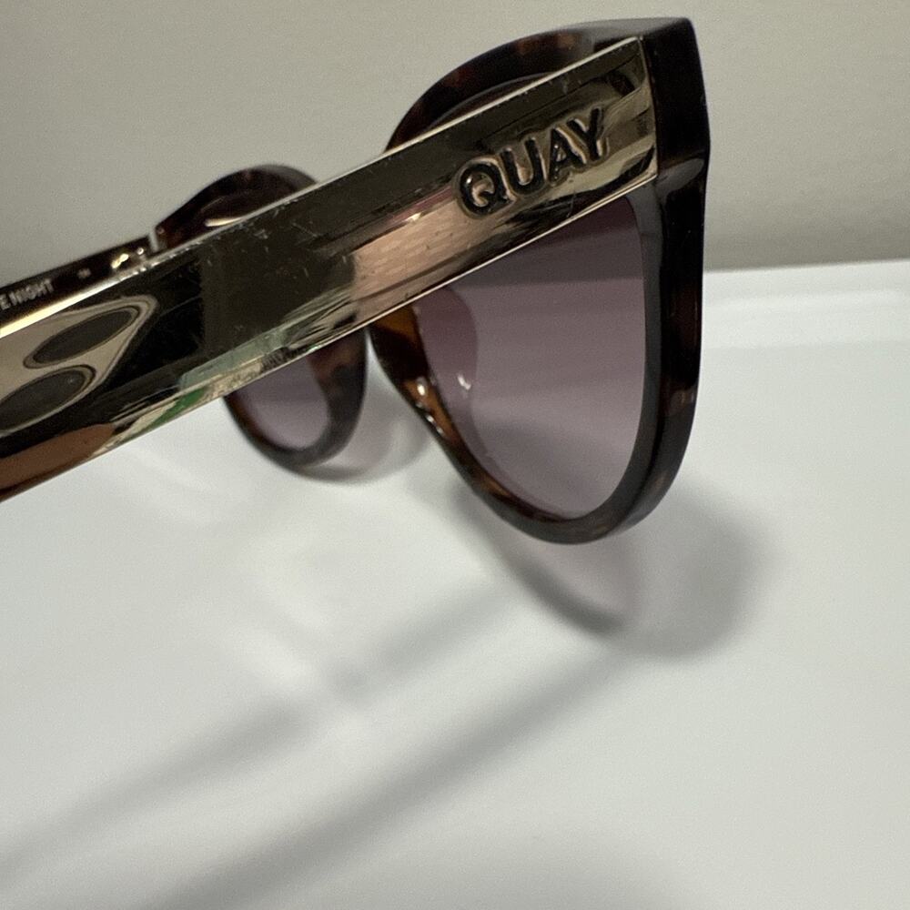 Quay Brown Solid Gradient Classic Date Night Cat … - image 6